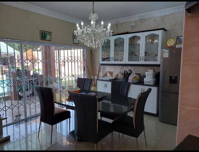 4 BEDROOM HOUSE FOR SALE IN NEW GERMANY